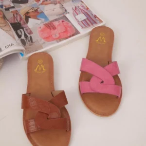 BQO3B, Mules plates effet crocro